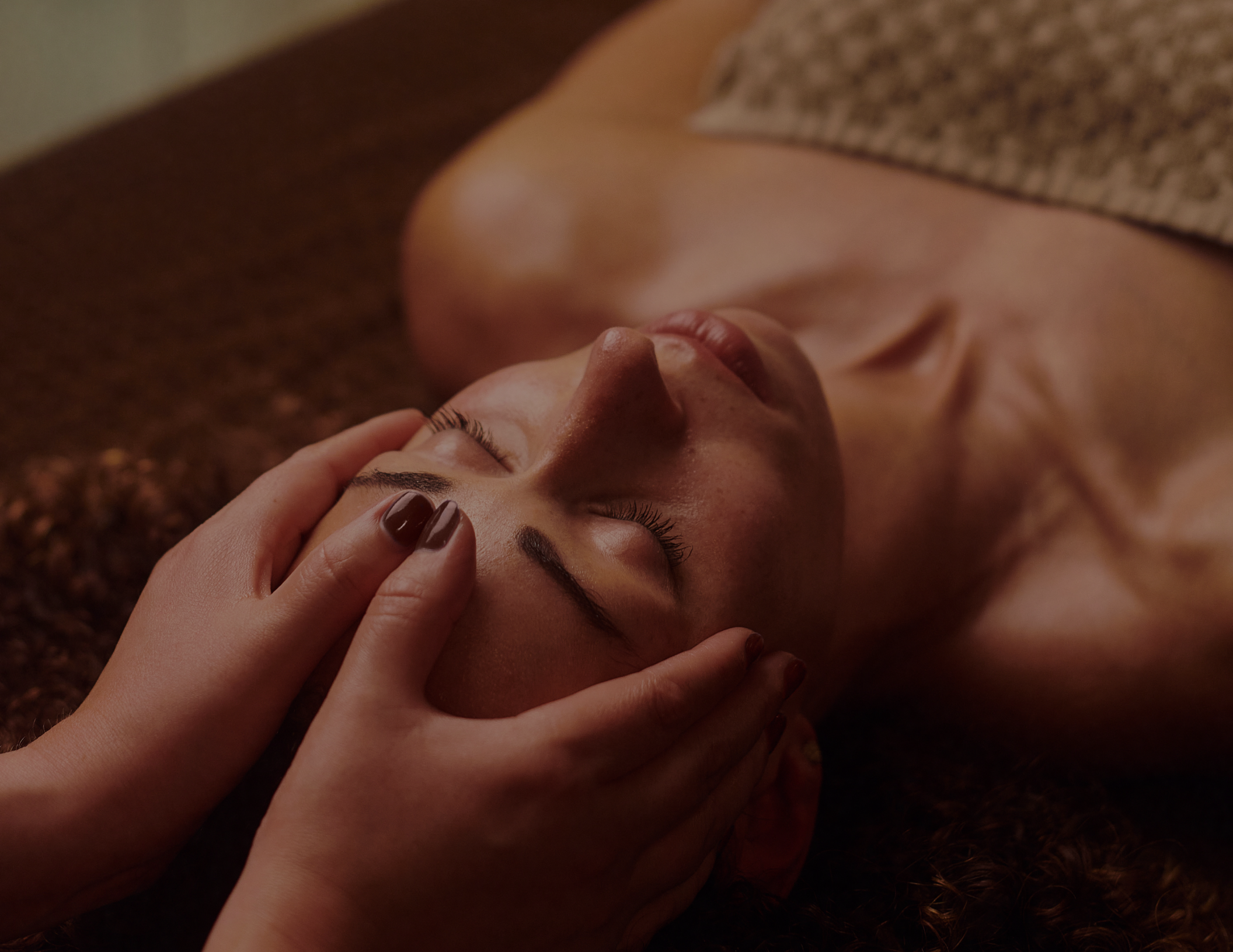 22 Dermaplaning facial